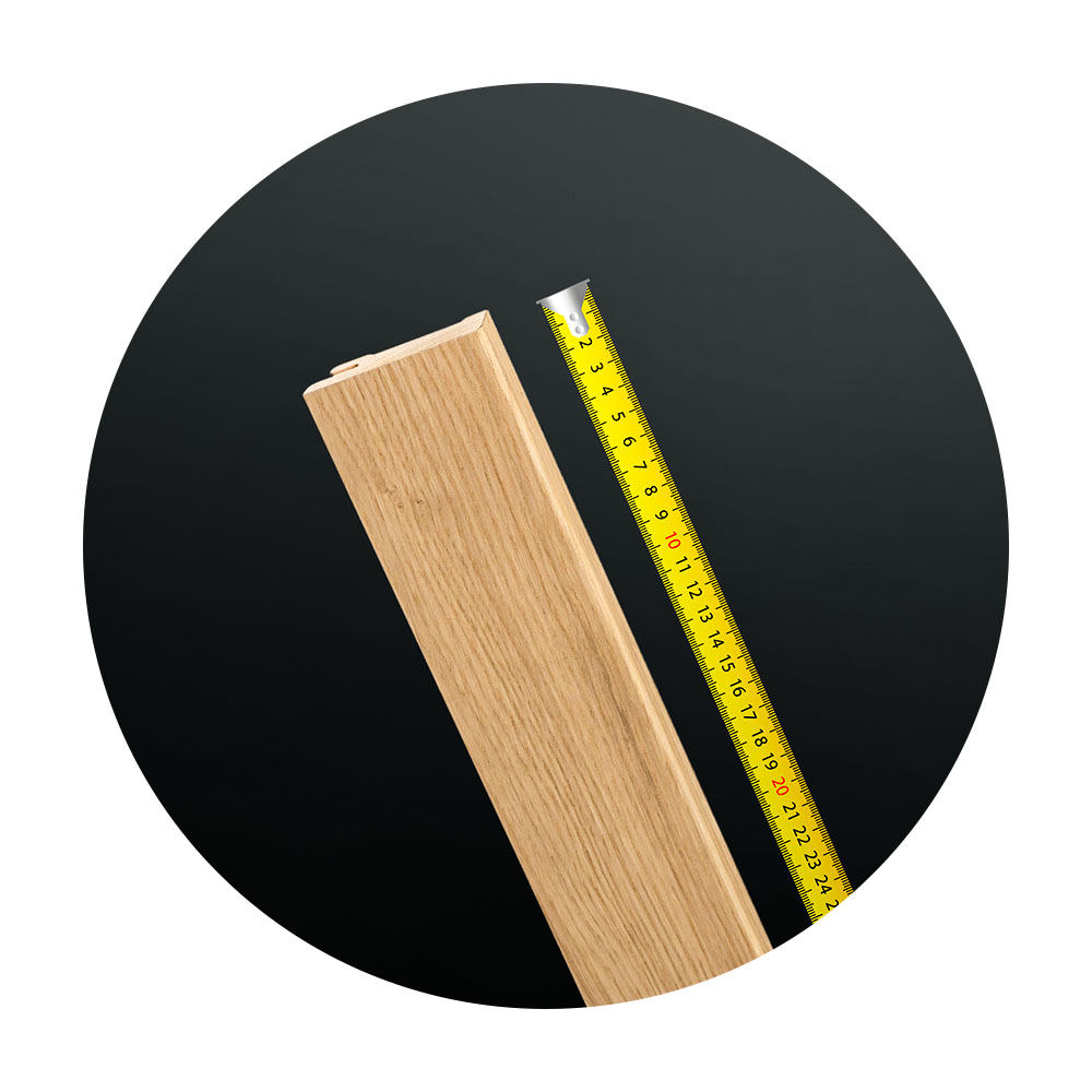 Massivholzleiste mit Maßband – geringe Längenabweichung bei Holzleisten