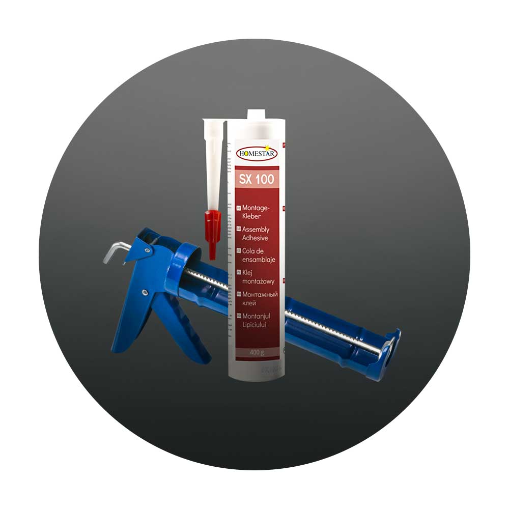 Montagekleber für Styropor und Kartuschenpistole für die Befestigung von Deckenleisten